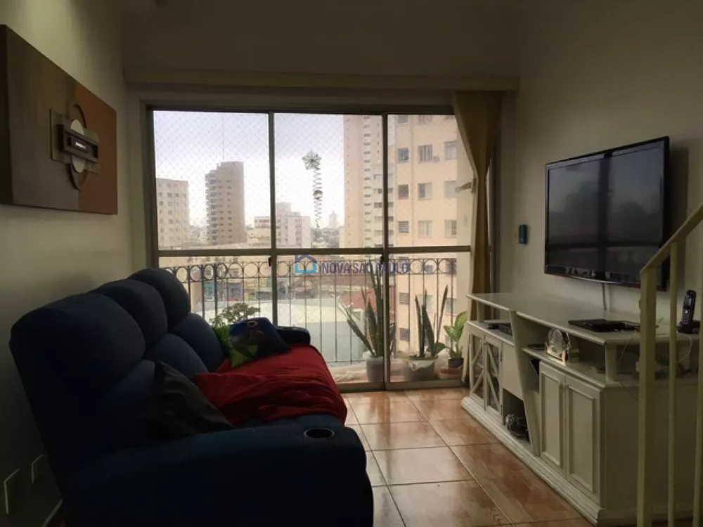 Apartamento à venda com 3 quartos, 160m² - Foto 2