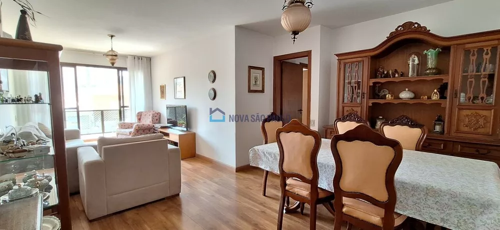 Apartamento à venda com 3 quartos, 117m² - Foto 1