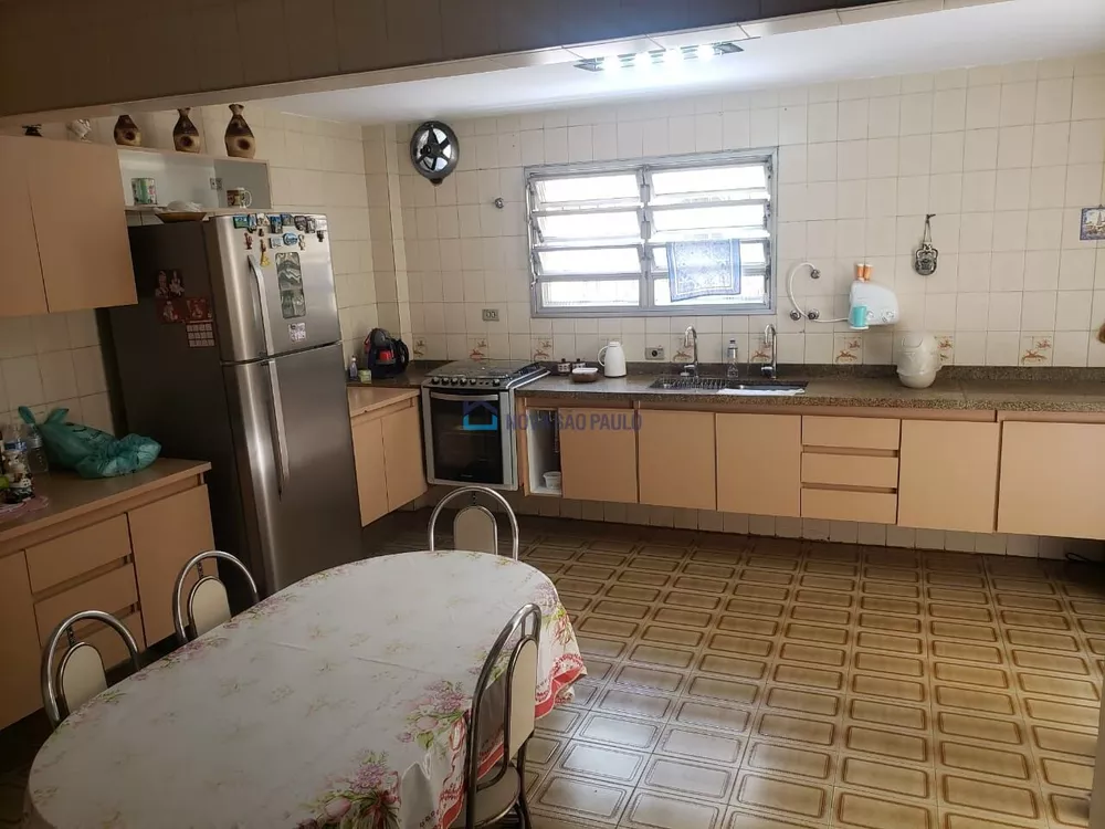 Casa à venda com 4 quartos, 292m² - Foto 7