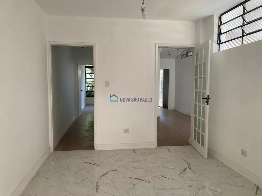 Casa à venda com 2 quartos, 124m² - Foto 2