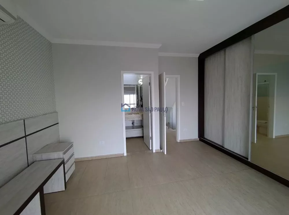 Casa à venda com 2 quartos, 200m² - Foto 11