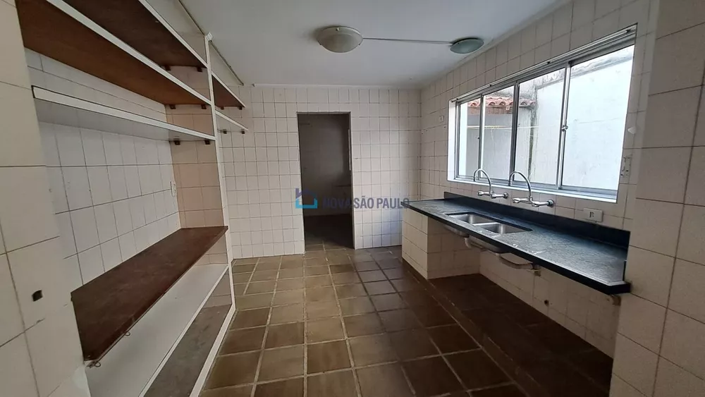 Casa à venda com 3 quartos, 175m² - Foto 7