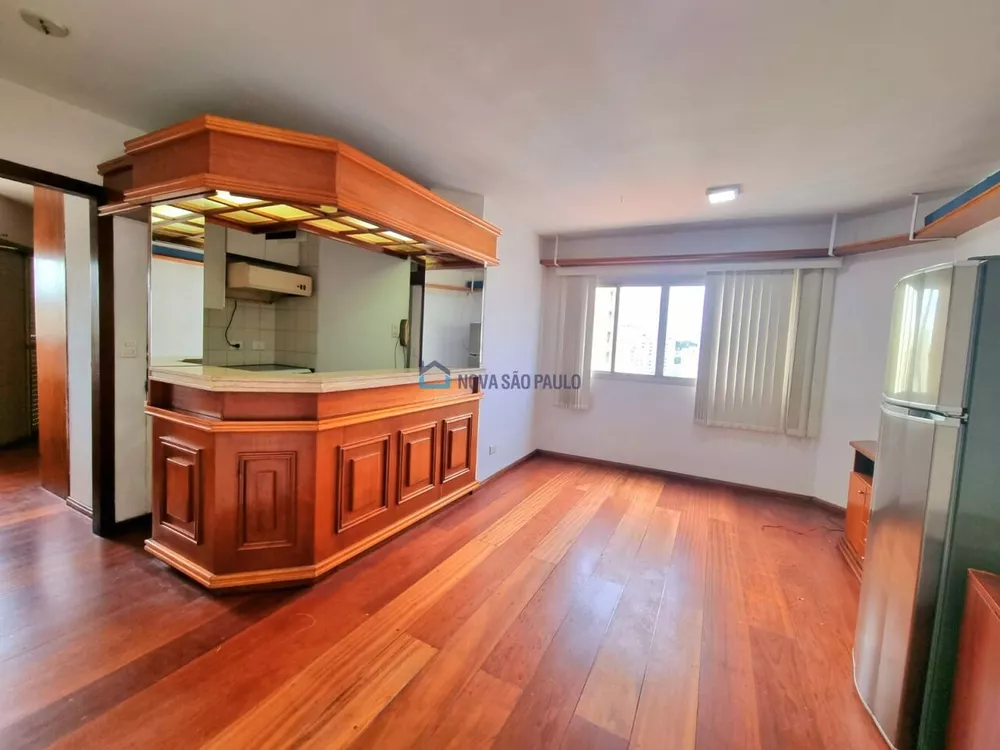 Apartamento para alugar com 1 quarto, 45m² - Foto 1