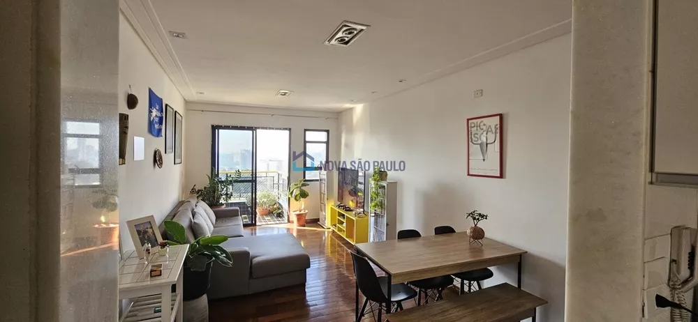 Apartamento à venda com 3 quartos, 94m² - Foto 2