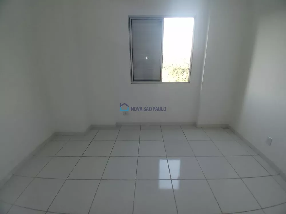 Apartamento para alugar com 2 quartos, 65m² - Foto 5