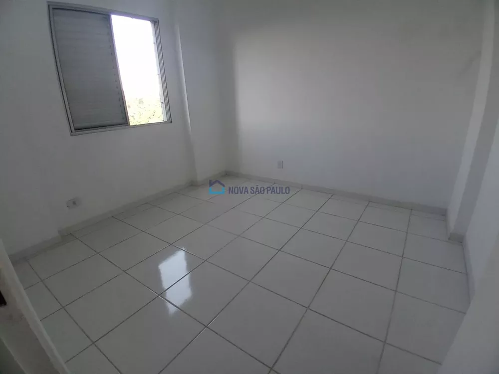 Apartamento para alugar com 2 quartos, 65m² - Foto 6