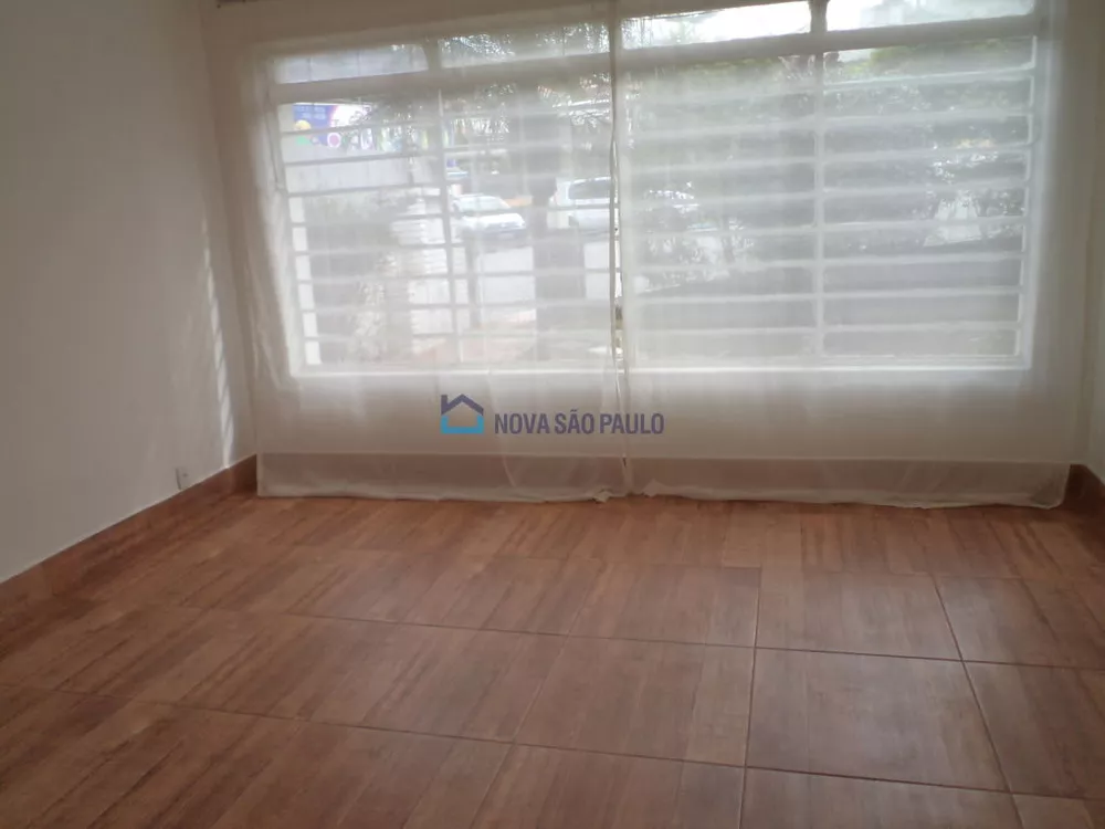 Casa Comercial para alugar com 2 quartos, 300m² - Foto 1