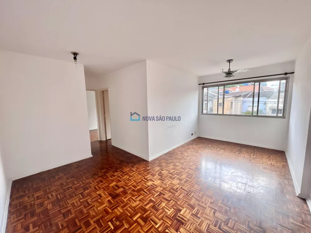 Apartamento à venda com 2 quartos, 77m² - Foto 1