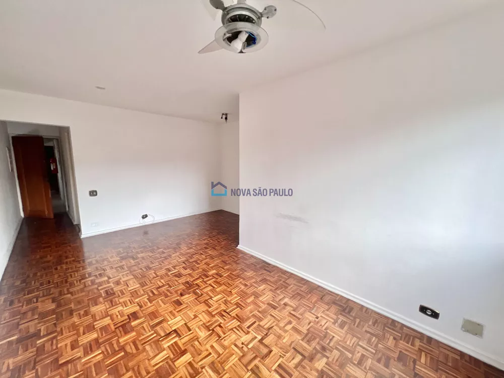 Apartamento à venda com 2 quartos, 77m² - Foto 3