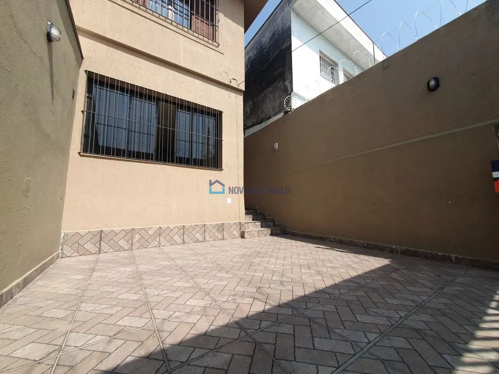 Casa à venda com 2 quartos, 149m² - Foto 2