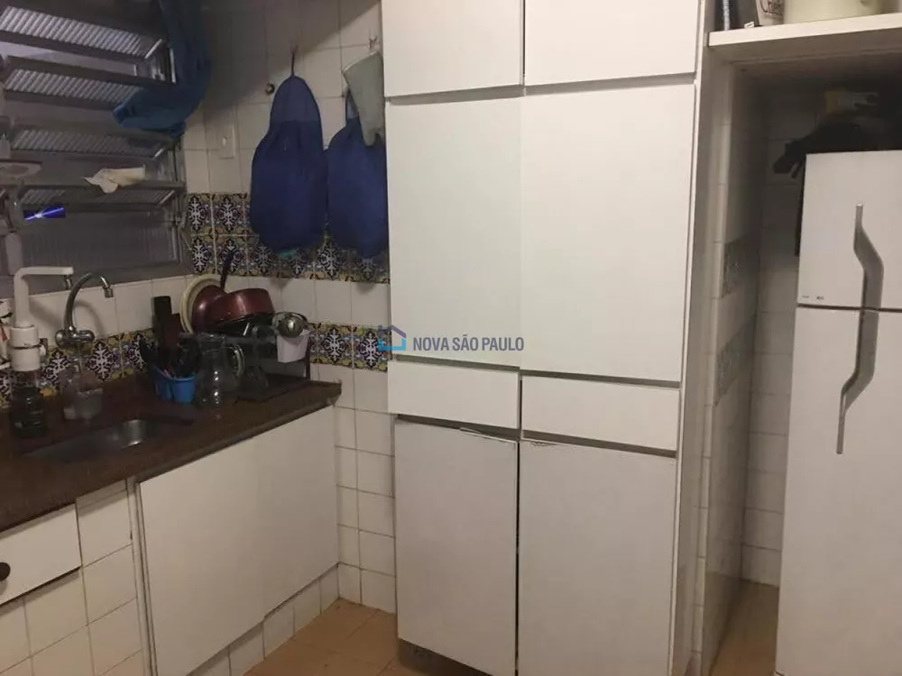 Casa à venda com 3 quartos, 196m² - Foto 8