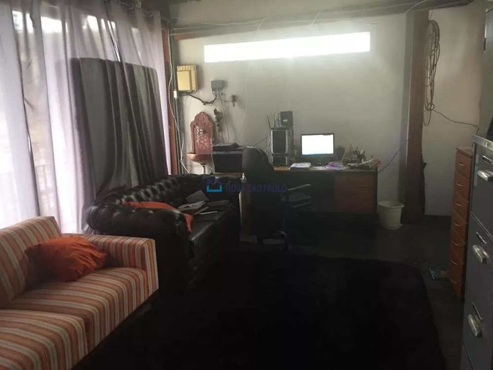 Casa à venda com 3 quartos, 196m² - Foto 7