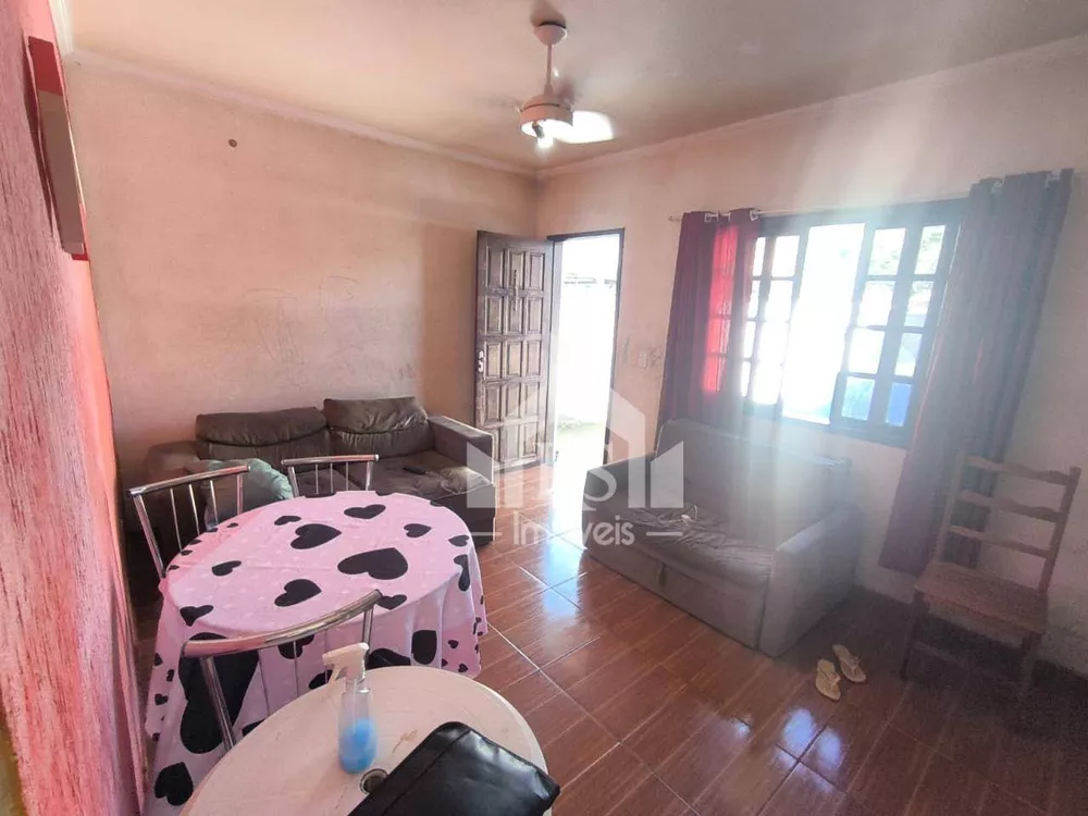 Casa, 2 quartos, 62 m² - Foto 1