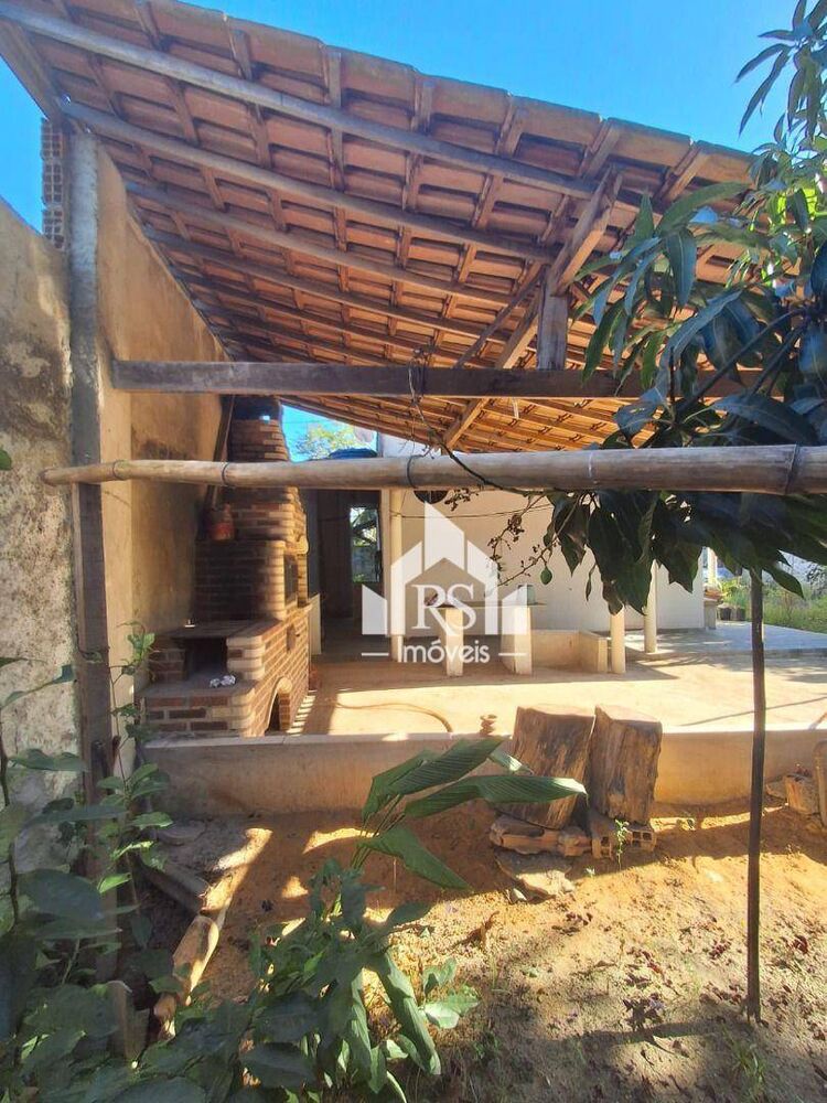 Casa à venda com 2 quartos, 70m² - Foto 2