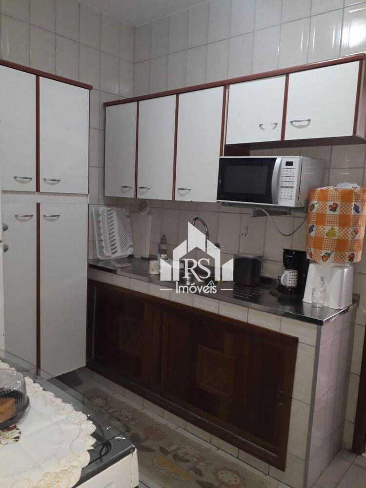 Casa à venda com 2 quartos, 95m² - Foto 1