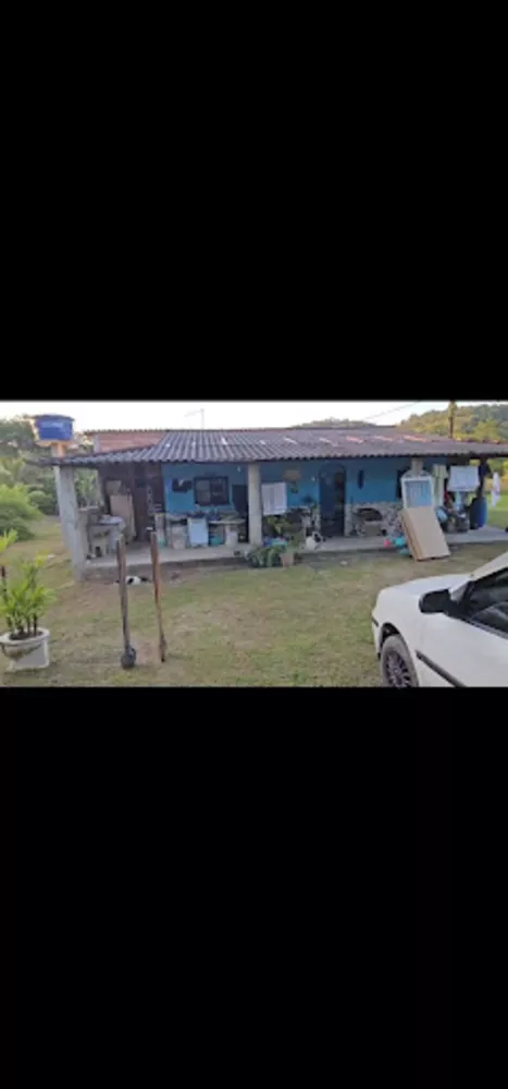 Chácara, 2 quartos, 2848 m² - Foto 1