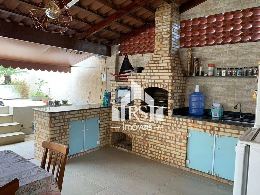 Casa, 3 quartos, 250 m² - Foto 17