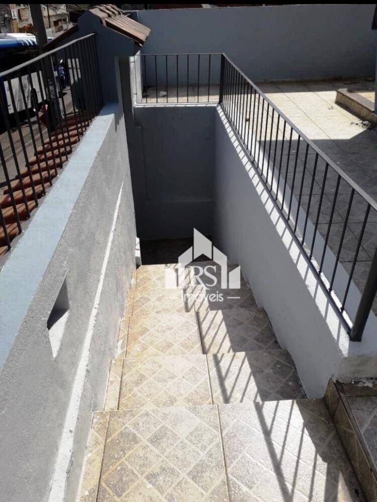 Casa à venda com 3 quartos, 80m² - Foto 3
