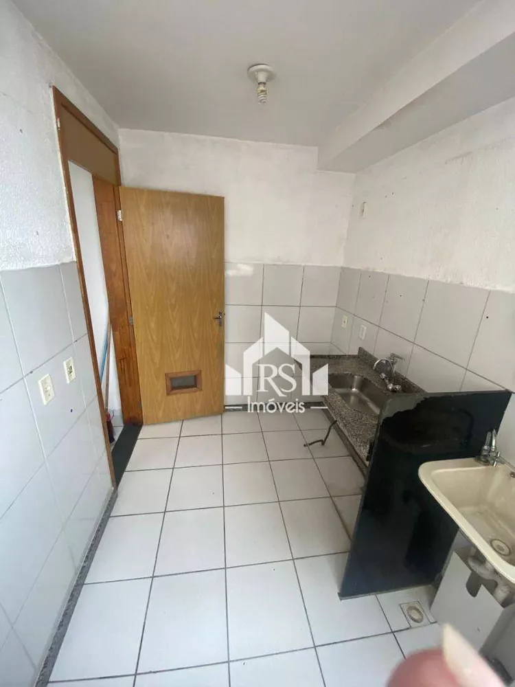 Apartamento à venda com 2 quartos, 49m² - Foto 4