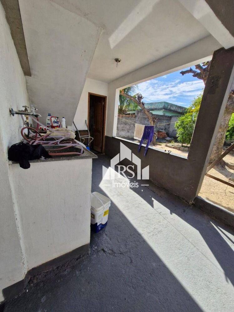 Casa à venda com 2 quartos, 160m² - Foto 4