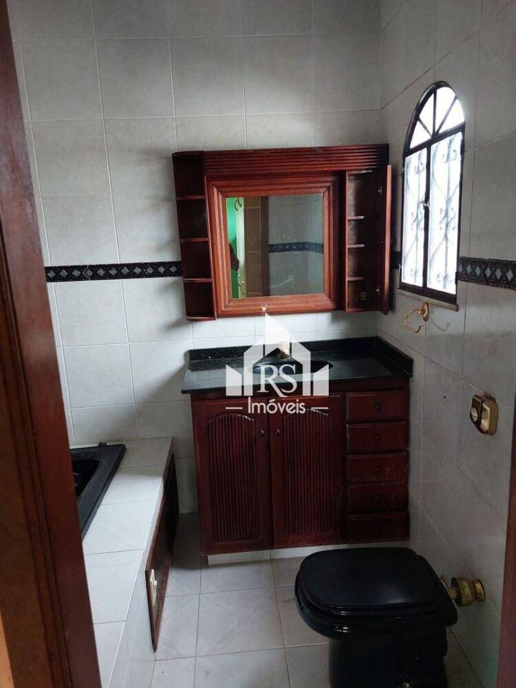 Casa à venda com 2 quartos, 300m² - Foto 4