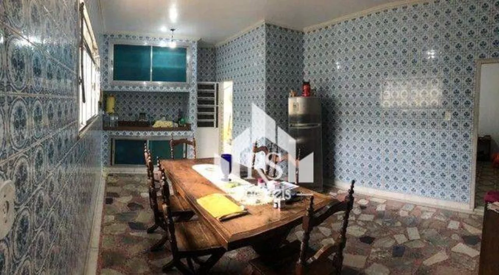 Casa, 3 quartos, 240 m² - Foto 1