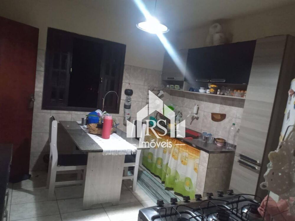 Casa à venda com 4 quartos, 70m² - Foto 9