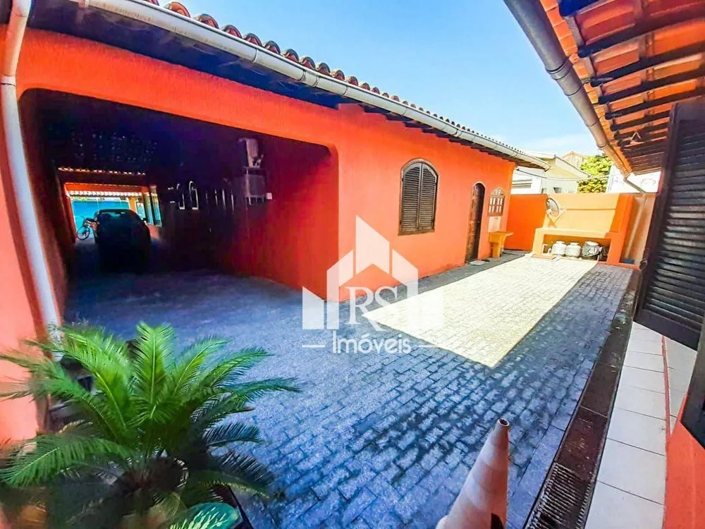 Casa, 5 quartos, 268 m² - Foto 2