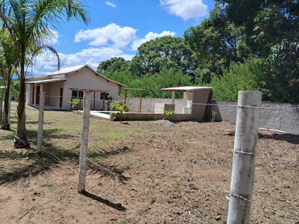 Chácara, 2 quartos, 1350 m² - Foto 2