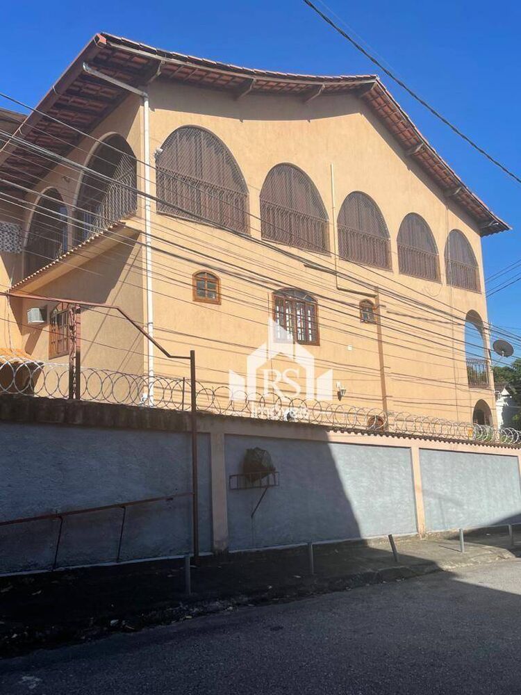 Casa à venda com 4 quartos, 3600m² - Foto 1