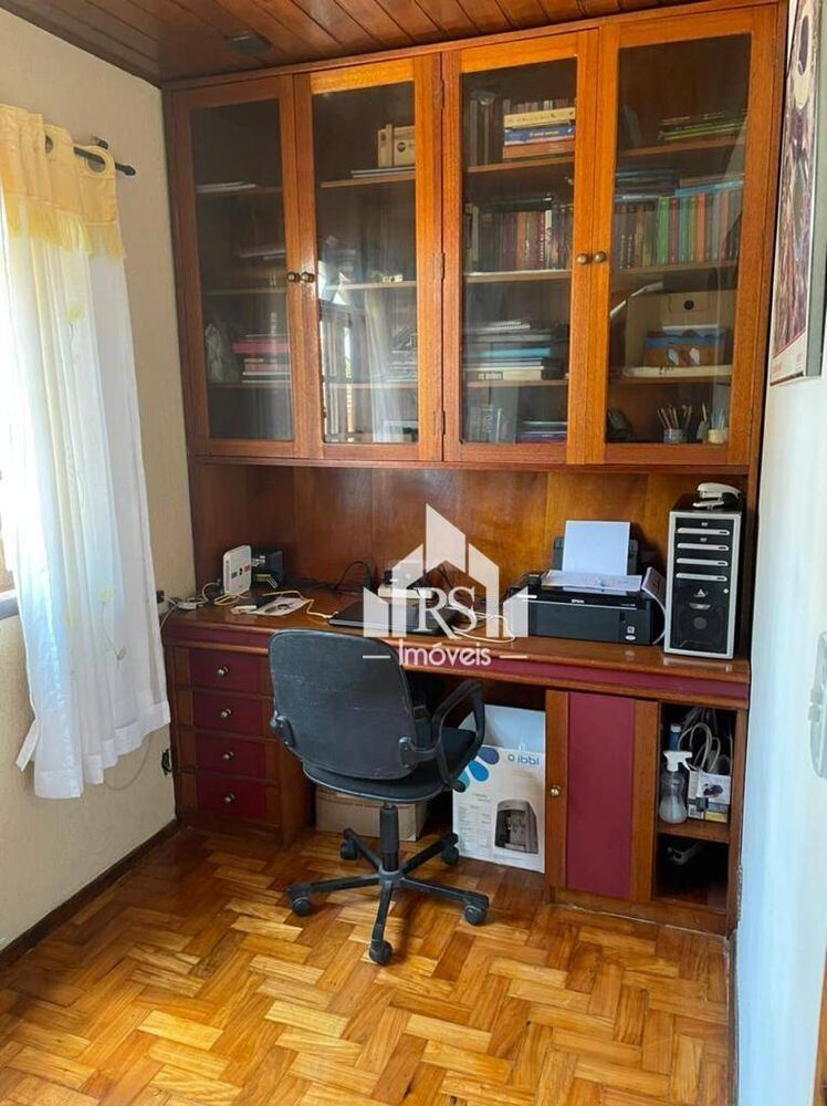 Casa à venda com 4 quartos, 3600m² - Foto 6