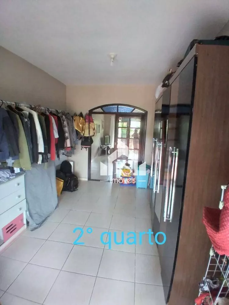Casa, 6 quartos, 210 m² - Foto 2