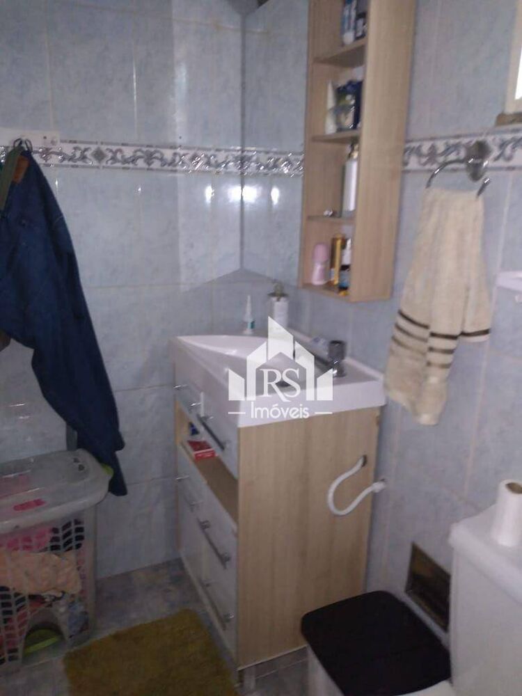 Casa à venda com 1 quarto, 73m² - Foto 2