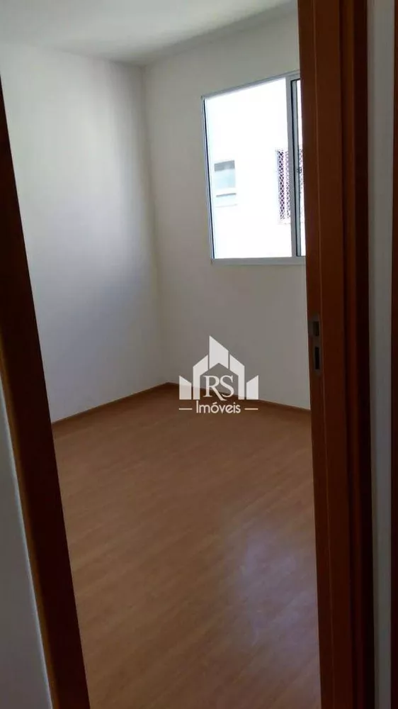 Apartamento à venda com 2 quartos, 49m² - Foto 2