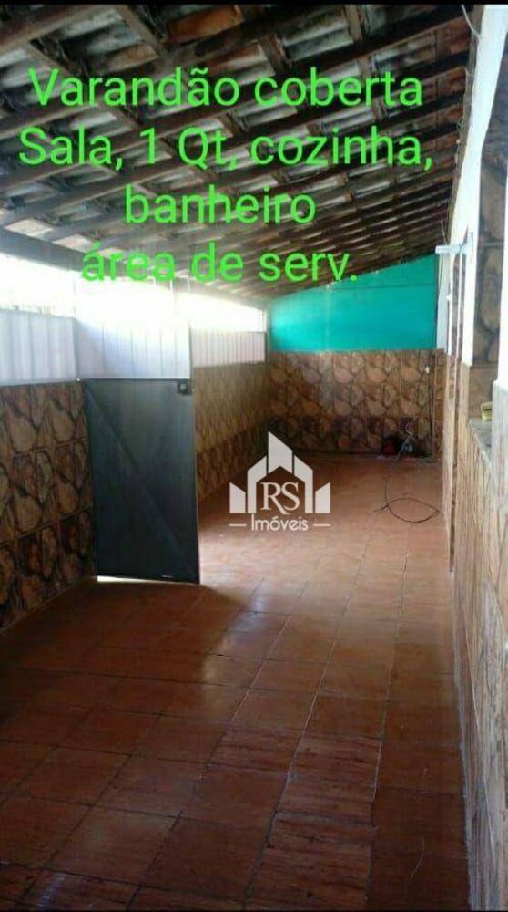 Casa à venda com 1 quarto, 174m² - Foto 2