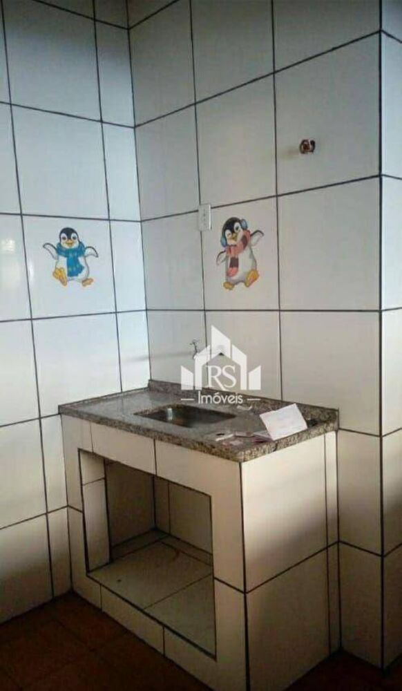 Casa à venda com 1 quarto, 174m² - Foto 4