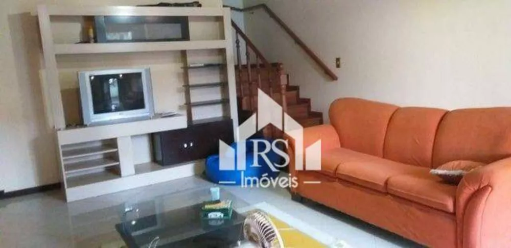 Casa, 3 quartos, 247 m² - Foto 3