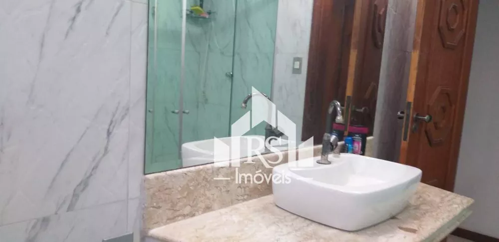 Casa, 3 quartos, 247 m² - Foto 1