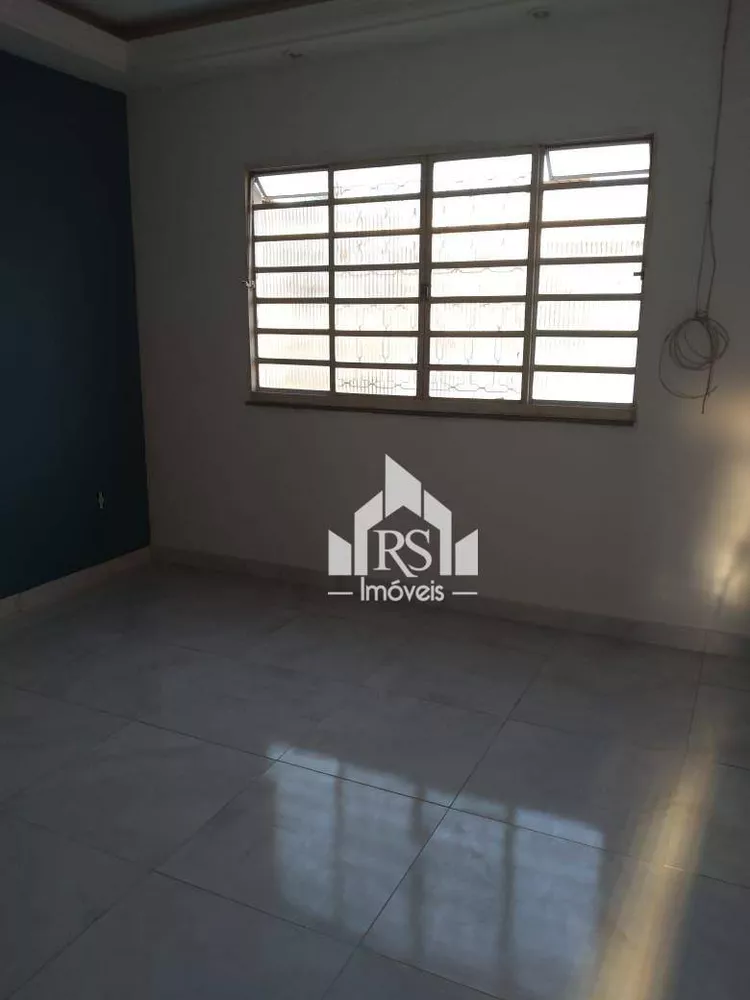Sobrado, 2 quartos, 8587 m² - Foto 1