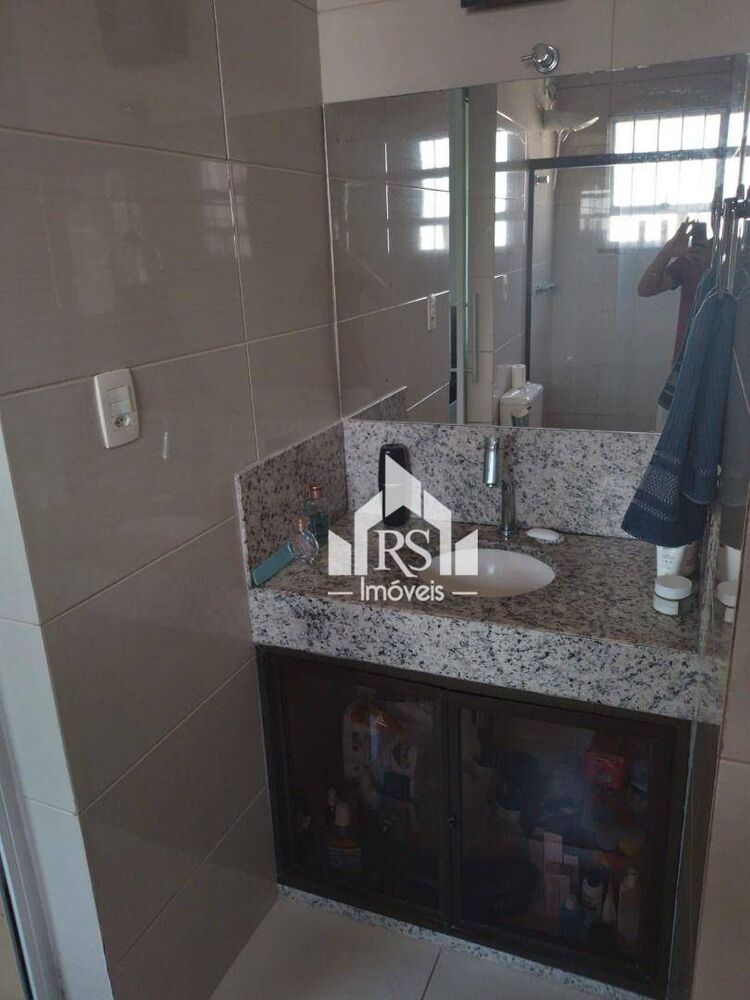 Casa, 3 quartos, 220 m² - Foto 2