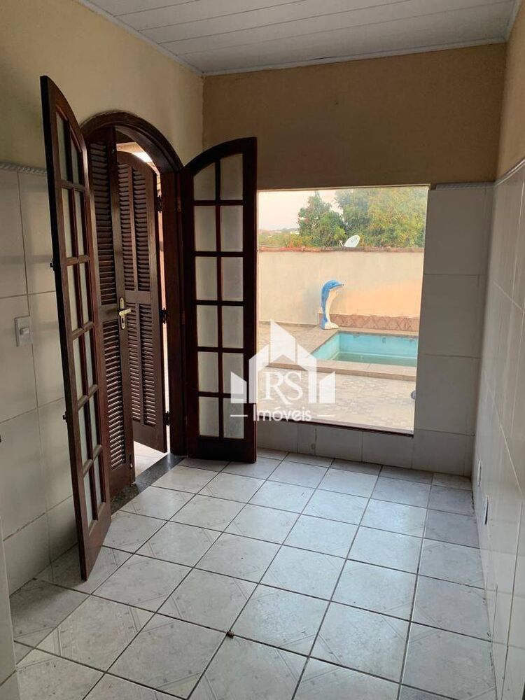 Casa à venda com 2 quartos, 150m² - Foto 5