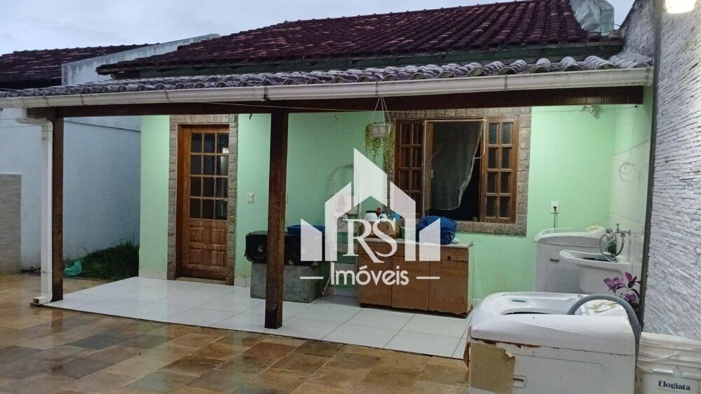 Casa de Condomínio à venda com 2 quartos, 50m² - Foto 1