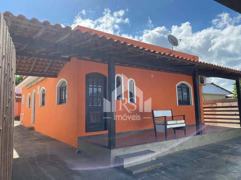Casa, 3 quartos, 70 m² - Foto 1