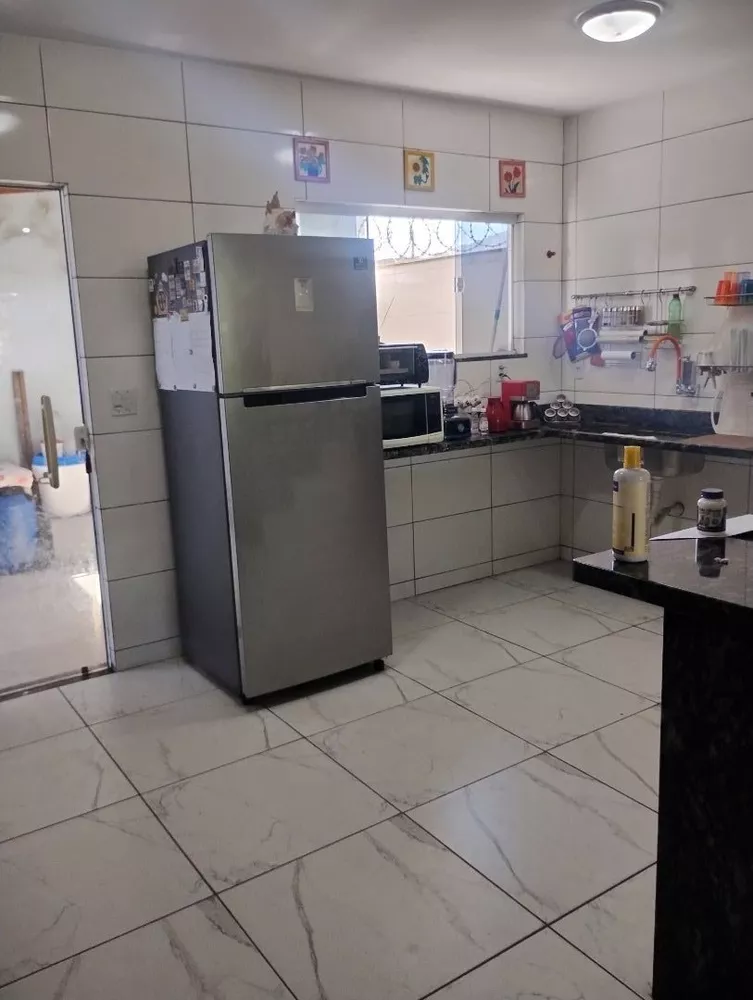 Casa, 4 quartos, 160 m² - Foto 1