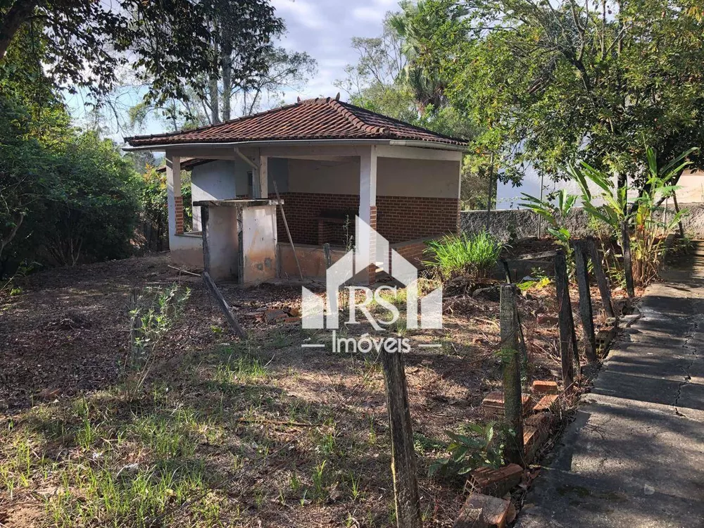 Casa à venda com 4 quartos, 300m² - Foto 5