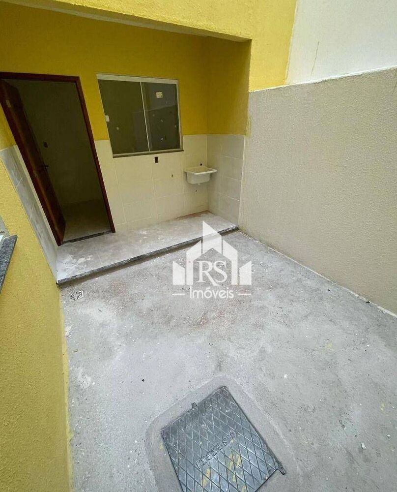 Casa à venda com 2 quartos, 46m² - Foto 3