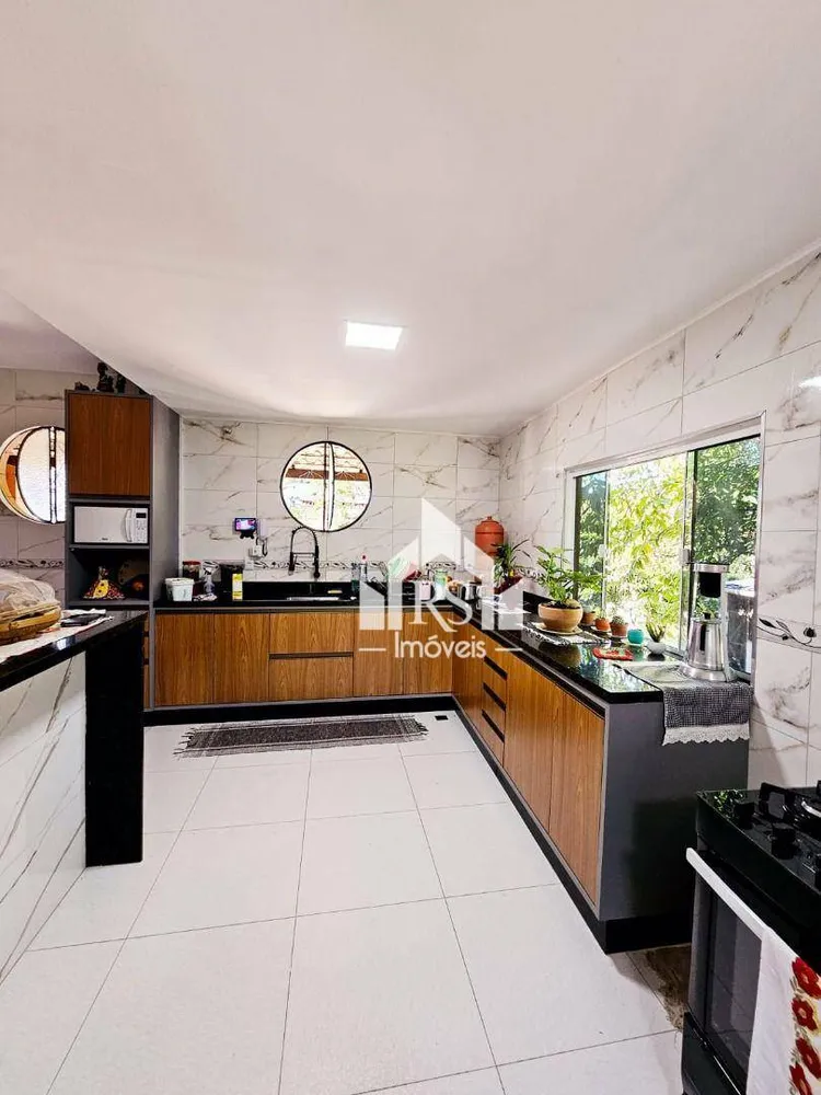 Sítio, 4 quartos, 10000 m² - Foto 4