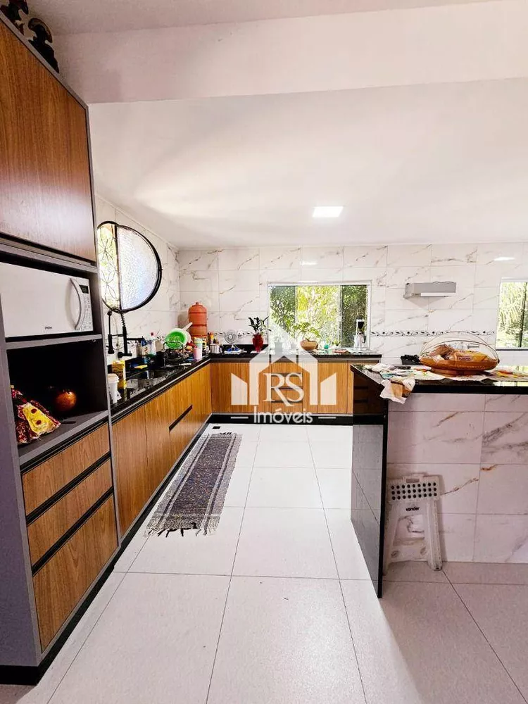 Sítio, 4 quartos, 10000 m² - Foto 1