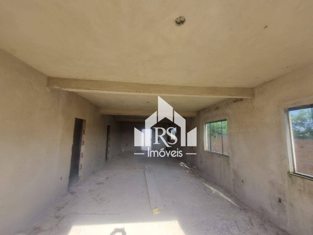 Casa à venda com 2 quartos, 135m² - Foto 1