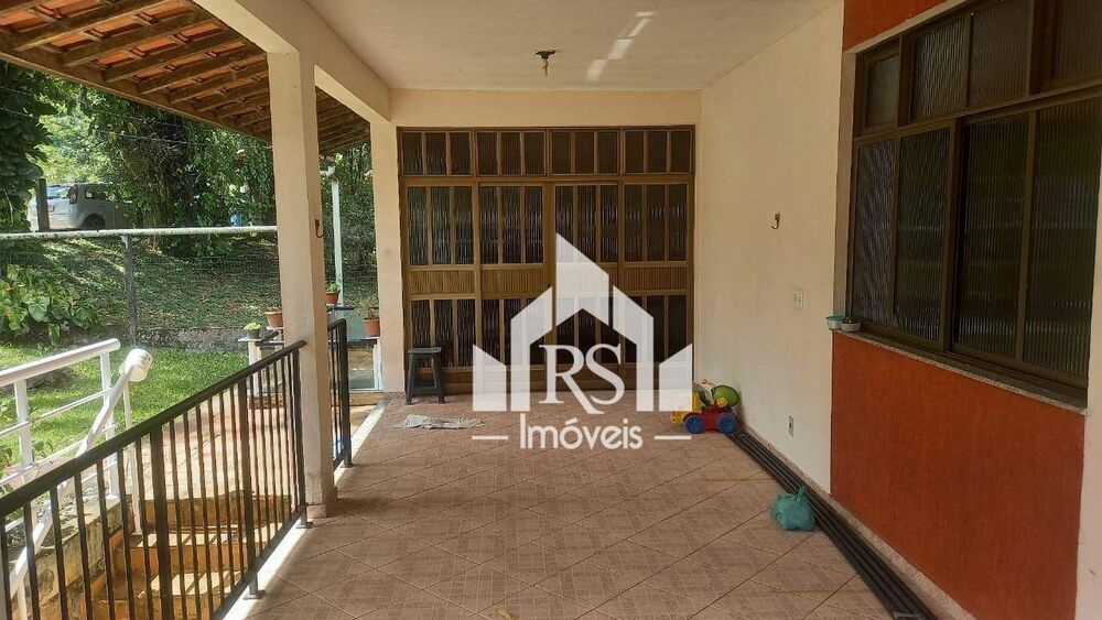 Chácara à venda com 4 quartos, 403m² - Foto 1
